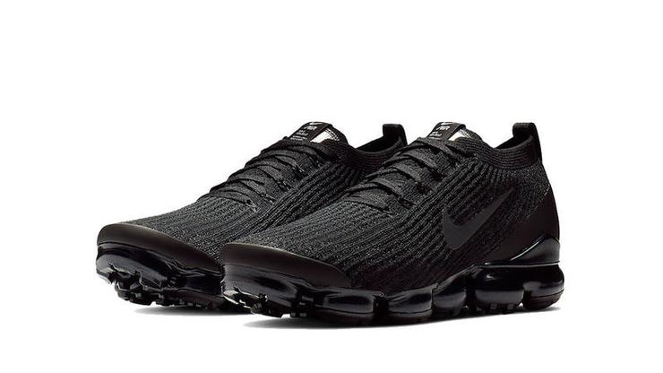 Air VaporMax Flyknit 3.0 Triple Black