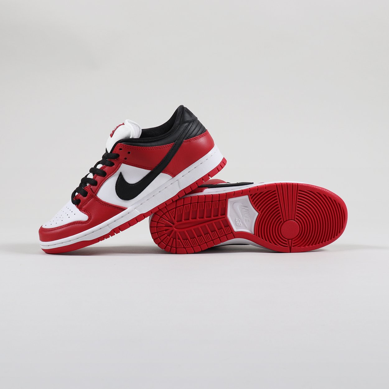 SB Dunk low Red