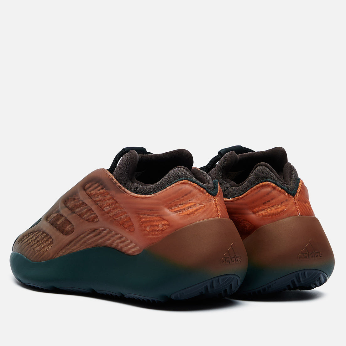 Yeezy 700 V3 Copper Fade