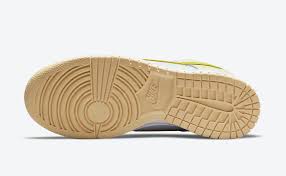Dunk Low OG Yellow Strike Womens